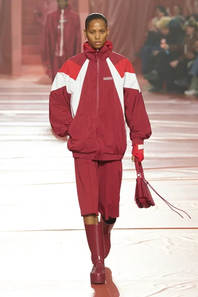Look 8